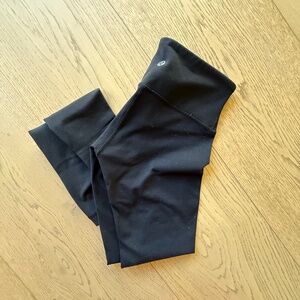 Women's Mid-rise Black Lululemon Leggings - Size 2